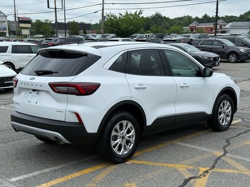 Used 2023 Ford Escape Active w/ Tech Pack #1 AWD/4WD image 6