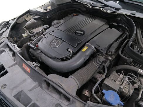 Used 2014 Mercedes-Benz C 250 Sedan image 64