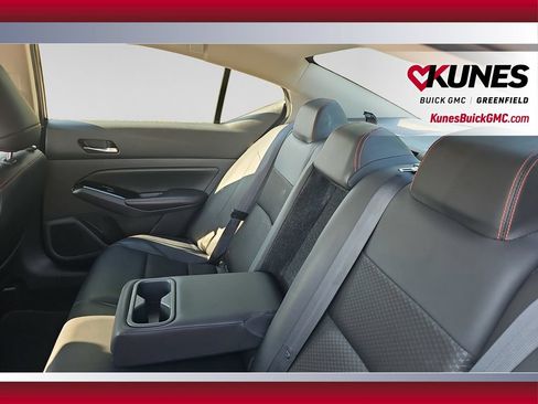 Used 2024 Nissan Altima 2.5 SR FWD image 17