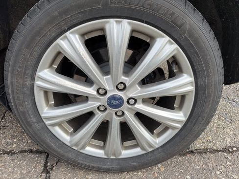 Used 2017 Ford Escape Titanium w/ Equipment Group 301A image 10