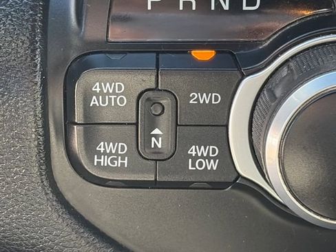 Used 2021 RAM 1500 Big Horn AWD/4WD image 36