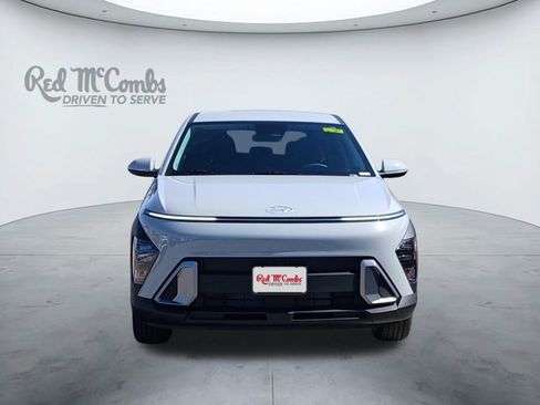 New 2026 Hyundai Kona SE image 8