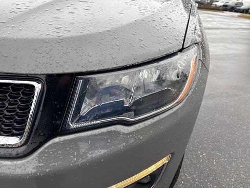 Certified 2020 Jeep Compass Limited image 11