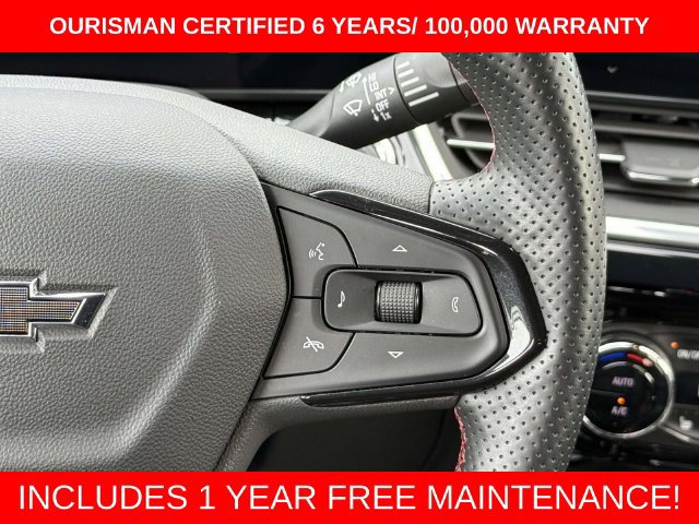 Used 2024 Chevrolet Trax RS w/ Sunroof Package FWD image 17