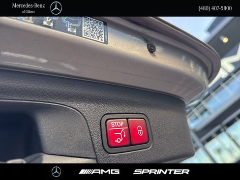 Certified 2023 Mercedes-Benz GLE 350 w/ Premium Package image 8