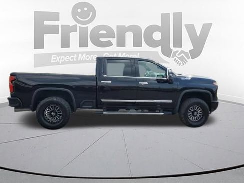 Used 2024 Chevrolet Silverado 3500 High Country w/ High Country Premium Package AWD/4WD image 6