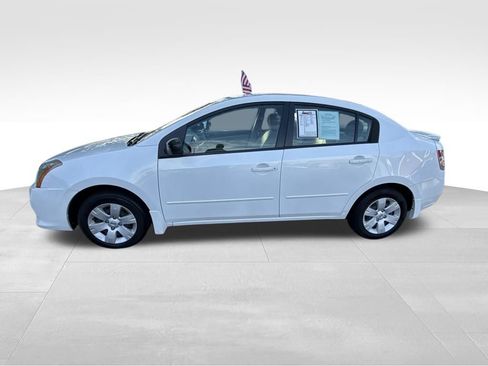 Used 2011 Nissan Sentra 2.0 FWD image 2