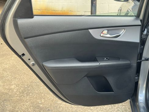 Used 2022 Kia Forte LXS FWD image 34