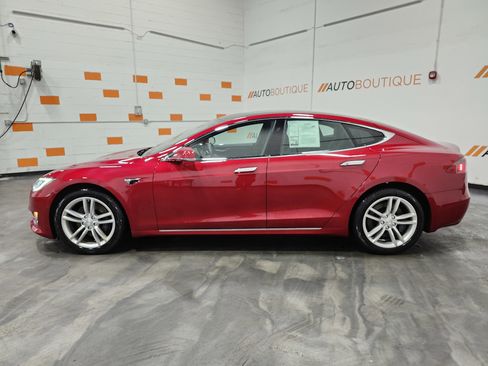 Used 2019 Tesla Model S 100D image 16