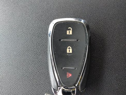 Used 2024 Chevrolet Equinox LT FWD image 32