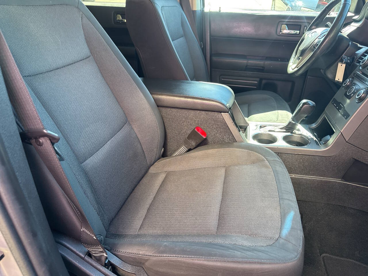 Used 2019 Ford Flex SE FWD image 18