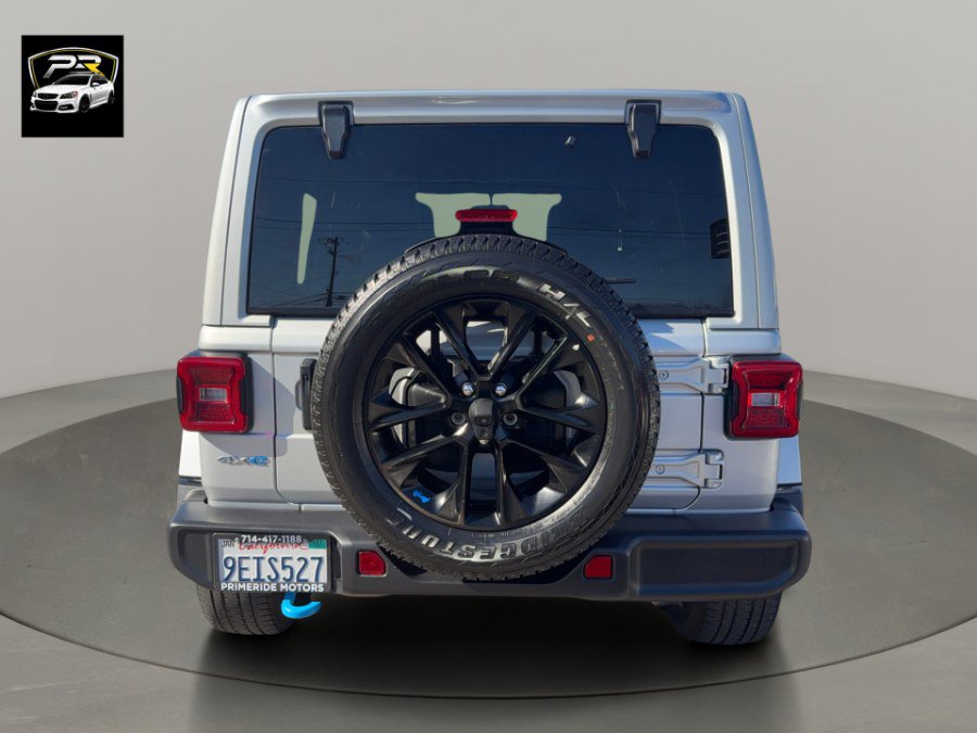 Used 2023 Jeep Wrangler Unlimited Sahara w/ Cold Weather Group AWD/4WD image 4