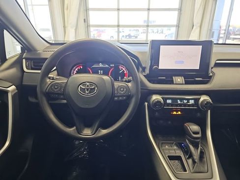 Used 2023 Toyota RAV4 XLE w/ Convenience Package FWD image 13