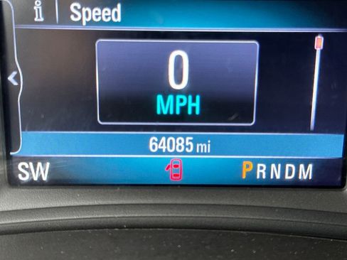 Used 2022 Buick Encore Preferred w/ Safety Package II image 25