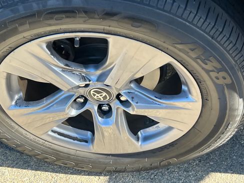 Certified 2022 Toyota RAV4 LE AWD/4WD image 17
