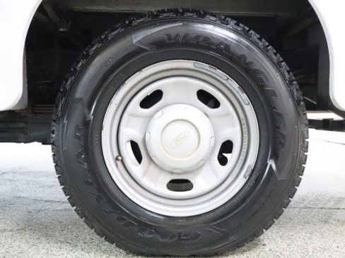 Used 2011 Ford F250 XL AWD/4WD image 18
