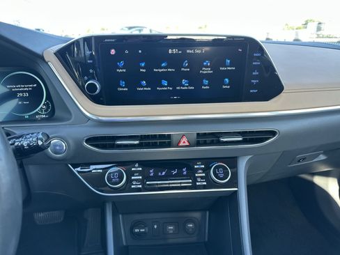Used 2023 Hyundai Sonata Limited w/ Cargo Package FWD image 13