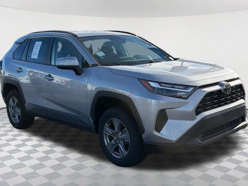 Used 2024 Toyota RAV4 XLE image 3