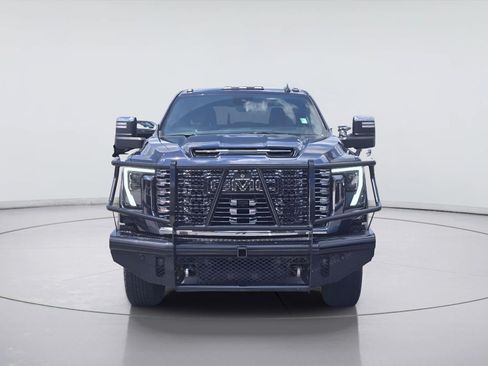 Used 2024 GMC Sierra 2500 Denali Ultimate w/ Max Trailering Package AWD/4WD image 2