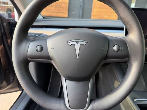 Used 2023 Tesla Model 3 Long Range AWD/4WD image 32