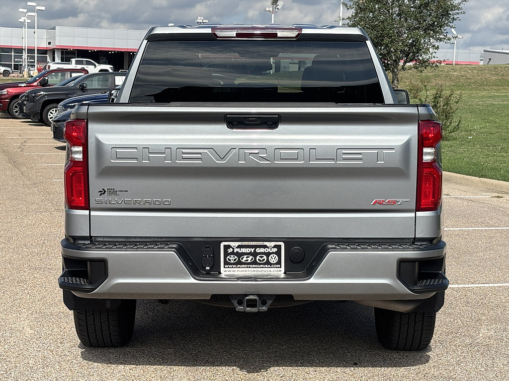 Used 2024 Chevrolet Silverado 1500 RST w/ LPO, Liner Protection Package AWD/4WD image 7