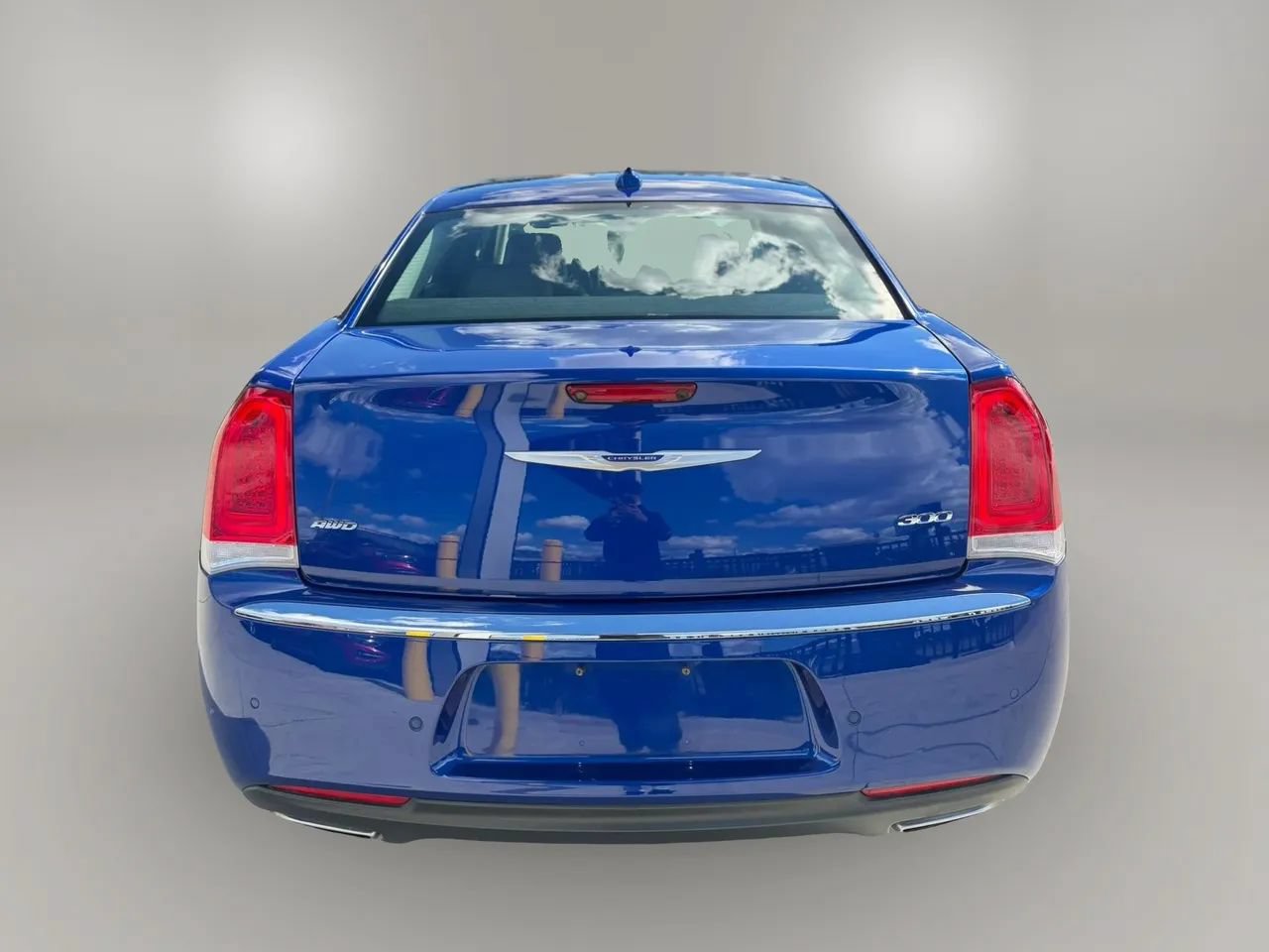 Used 2019 Chrysler 300 Limited w/ Safetytec Plus Group AWD/4WD image 6
