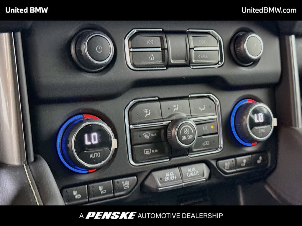 Used 2023 Chevrolet Tahoe Premier w/ Premium Package 2 AWD/4WD image 18