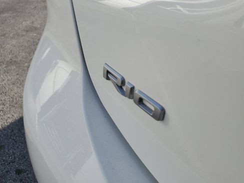 Used 2023 Kia Rio S image 11