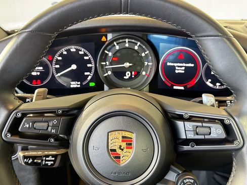 Used 2022 Porsche 911 Carrera image 14