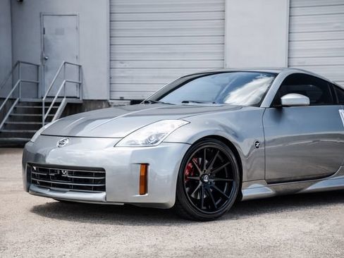 Used 2006 Nissan 350Z Coupe RWD image 31