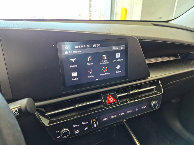 Used 2025 Kia Niro LX FWD image 13