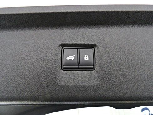 Used 2025 INFINITI QX60 Sensory w/ Vision Package AWD/4WD image 15