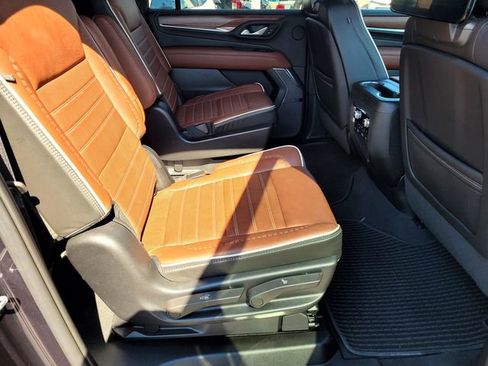 Used 2023 GMC Yukon XL Denali Ultimate image 22