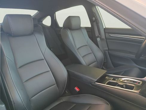 Used 2022 Honda Accord Sport image 9