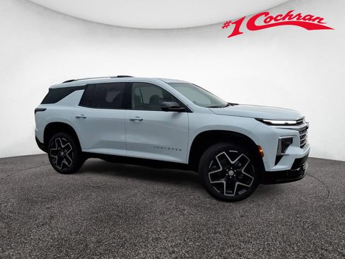 New 2026 Chevrolet Traverse High Country image 2