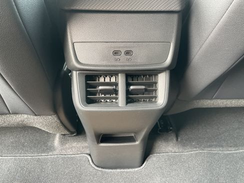Used 2026 Chevrolet Equinox LT w/ Convenience Package II AWD/4WD image 19