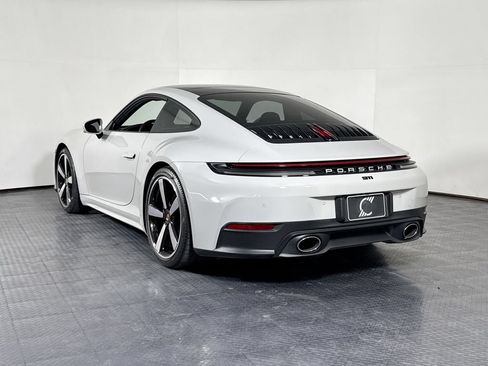 Certified 2025 Porsche 911 Carrera RWD image 3