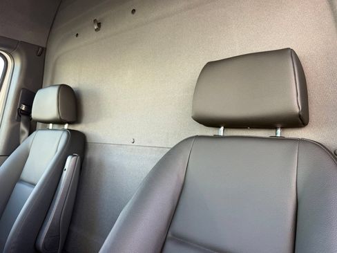 New 2025 Mercedes-Benz eSprinter 170 Cargo image 21
