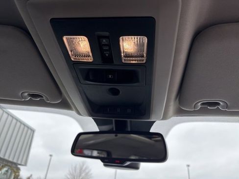 Used 2018 RAM 2500 Laramie w/ Sport Appearance Group image 9