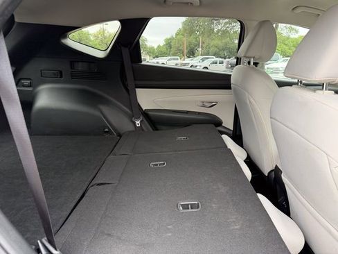 Used 2025 Hyundai Tucson SEL AWD/4WD image 19
