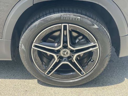 Used 2023 Mercedes-Benz GLB 250 image 9