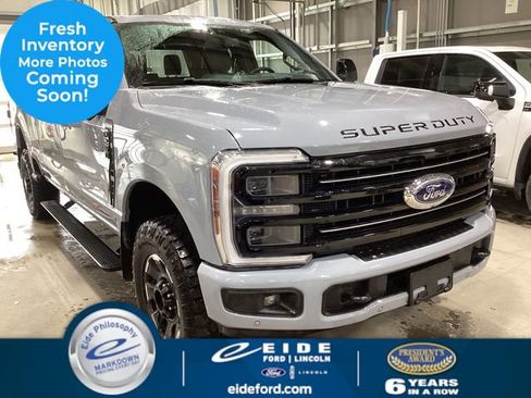 Used 2025 Ford F250 Platinum w/ Tremor Off-Road Package AWD/4WD image 1