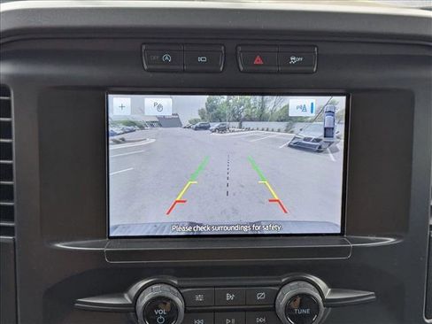 Used 2021 Ford F150 XLT image 11