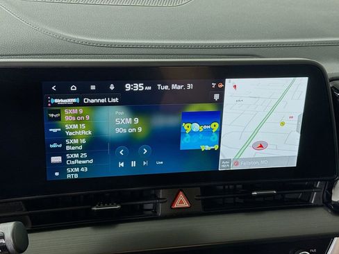 Used 2024 Kia Sportage EX w/ EX Premium Package image 7