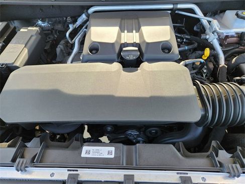 New 2025 Chevrolet Colorado W/T image 23