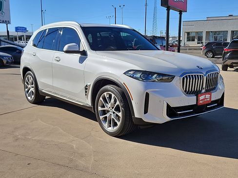 Used 2024 BMW X5 xDrive40i image 4