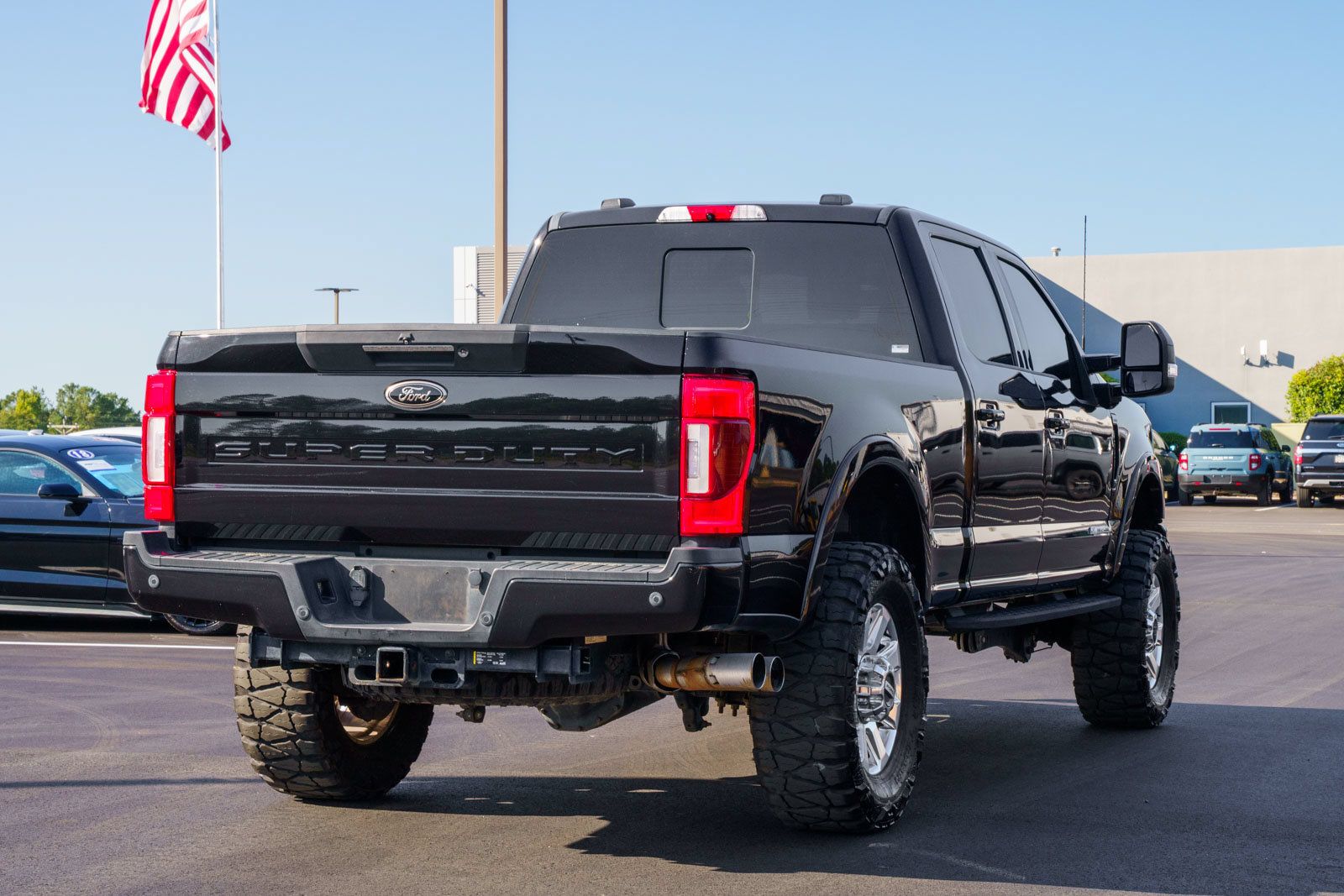 Certified 2022 Ford F250 Lariat w/ Tremor Off-Road Package AWD/4WD image 14