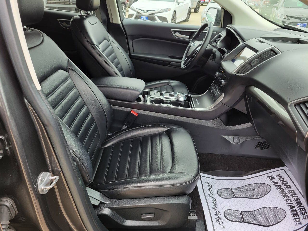 Used 2020 Ford Edge SEL AWD/4WD image 10