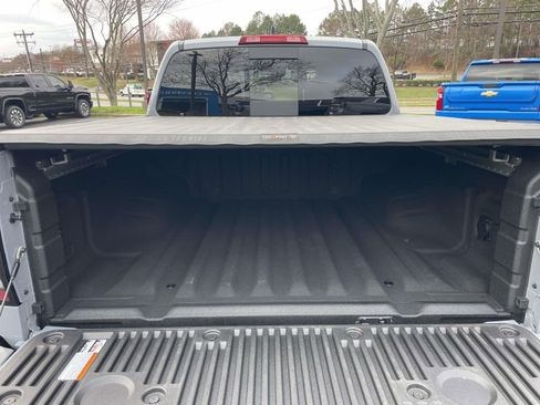 Used 2026 Nissan Frontier PRO-4X w/ Pro-4x Convenience Package image 18