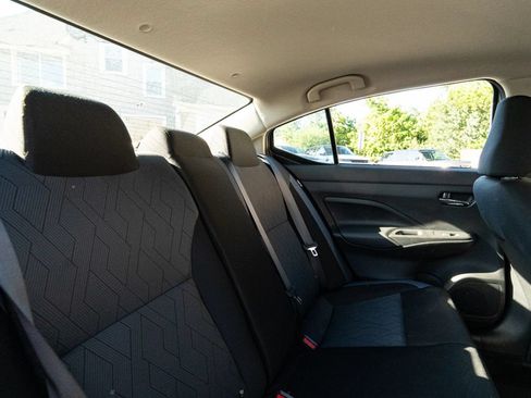 Used 2025 Nissan Versa SV w/ Trunk Package FWD image 13